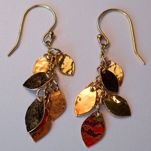 Goldtone Windy Day earrings by Holly Yashi